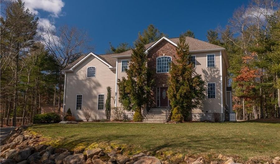 43 Orion View Dr, West Greenwich, RI 02817 - 4 Beds, 3 Bath