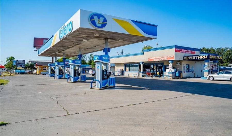 1100 W Frontage Rd, Alamo, TX 78516 - 0 Beds, 0 Bath