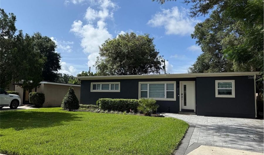 740 NAPLES Dr, Orlando, FL 32804 - 3 Beds, 2 Bath