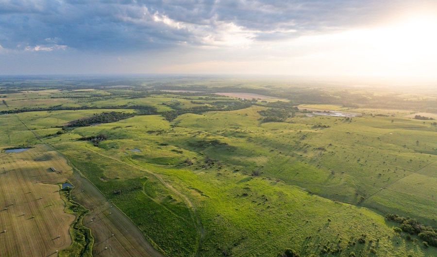487 AC HWY 166, Arkansas City, KS 67005 - 0 Beds, 0 Bath