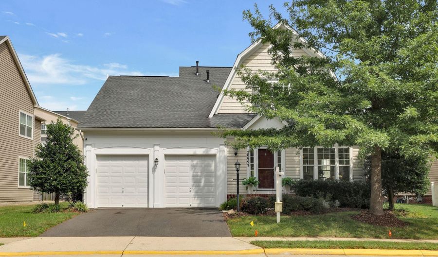 20997 POTOMAC TRAIL Cir, Ashburn, VA 20148 - 4 Beds, 5 Bath