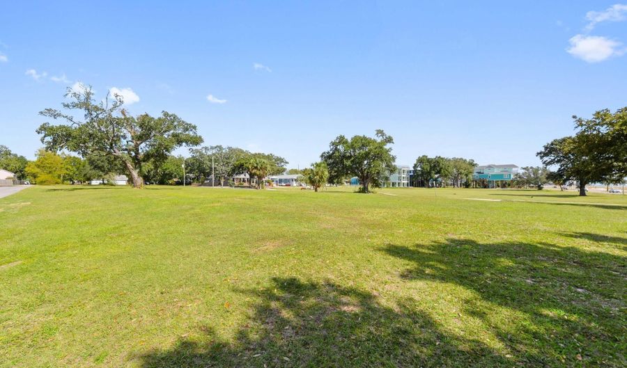 1552 Beach Blvd, Biloxi, MS 39530 - 0 Beds, 0 Bath