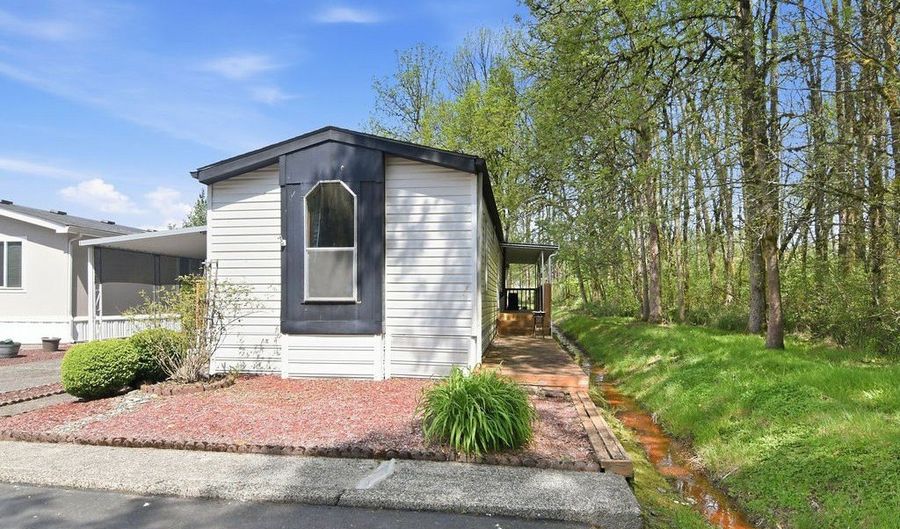 305 NE FAIRGROUND Ave, Battle Ground, WA 98604 - 2 Beds, 2 Bath