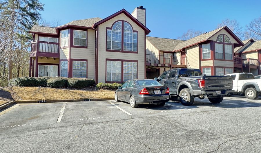 901 Wentworth Ct, Alpharetta, GA 30022 - 3 Beds, 2 Bath