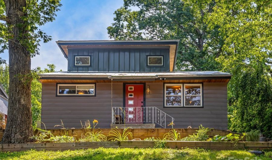 44 Broadview Ave, Asheville, NC 28803 - 2 Beds, 2 Bath
