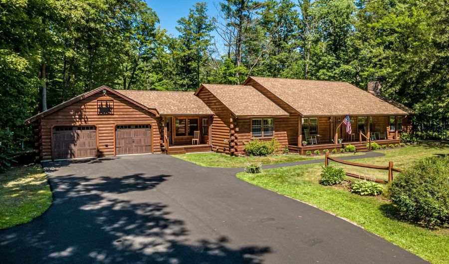 70 River St, Bartlett, NH 03812 - 2 Beds, 2 Bath