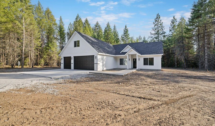 7705 E Howard Rd, Athol, ID 83801 - 4 Beds, 3 Bath