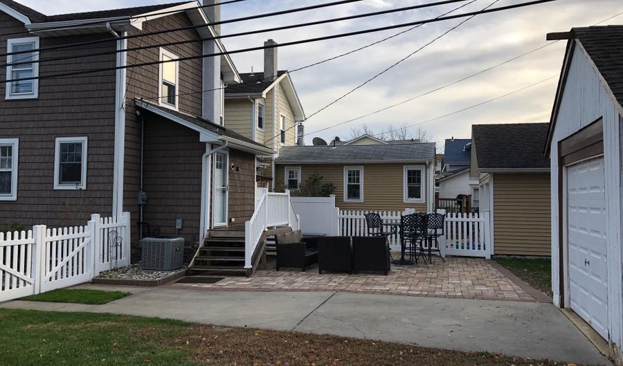1003 C St, Belmar, NJ 07719 - 3 Beds, 2 Bath