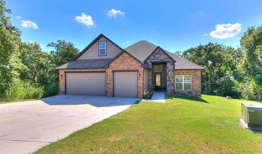 12890 Deer Run Dr, Arcadia, OK 73007 - 4 Beds, 3 Bath