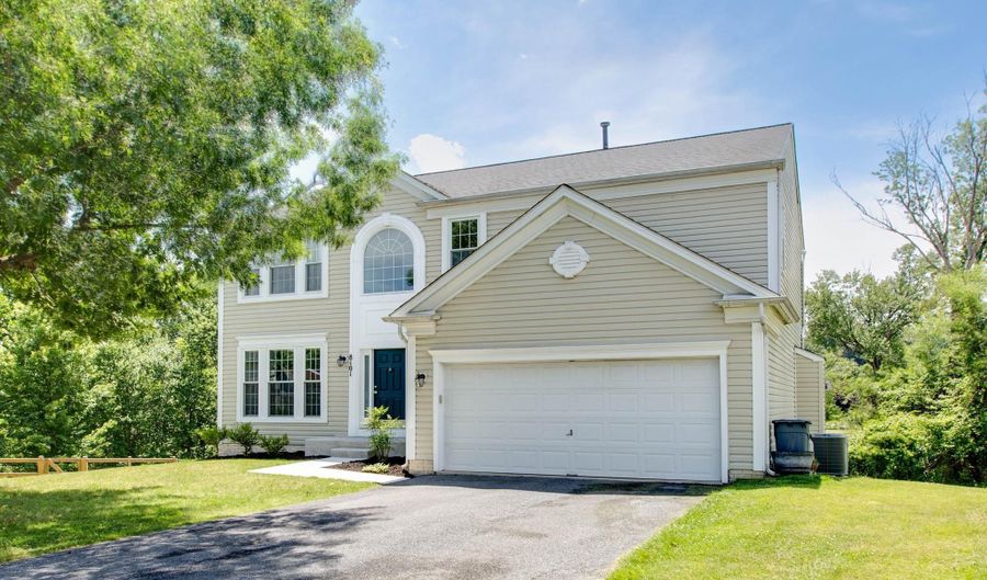 8101 GLEN ARBOR Dr, Baltimore, MD 21237 - 4 Beds, 3 Bath