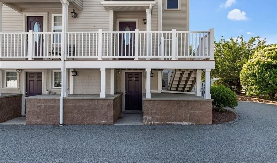 50 Clemence St 50, Cranston, RI 02920 - 2 Beds, 2 Bath