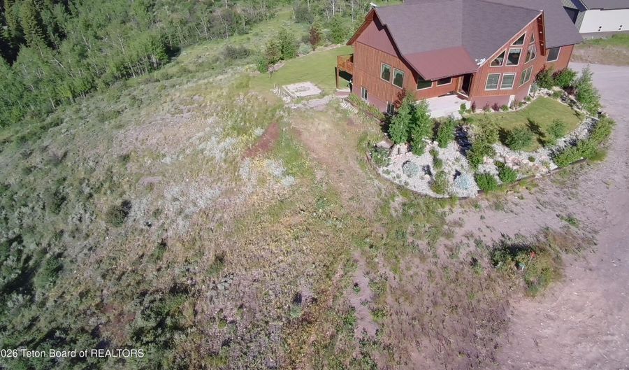 1041 HARMONY CREEK Dr, Afton, WY 83110 - 3 Beds, 4 Bath