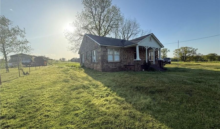 11249 Spring Creek Rd, Belleville, AR 72824 - 3 Beds, 1 Bath