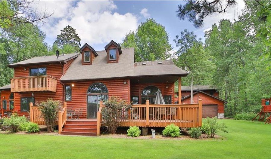 1929 E Ponto Lake Rd NW, Backus, MN 56435 - 4 Beds, 3 Bath