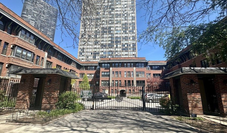 5321 N Kenmore Ave 1, Chicago, IL 60640 - 2 Beds, 1 Bath