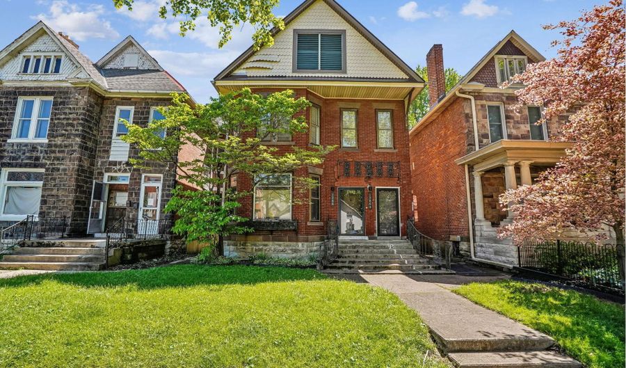 1386 Neil Ave 1/2, Columbus, OH 43201 - 2 Beds, 2 Bath