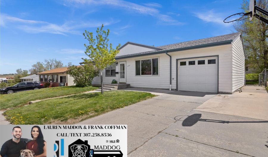 2931 Knollwood Dr, Casper, WY 82604 - 3 Beds, 2 Bath