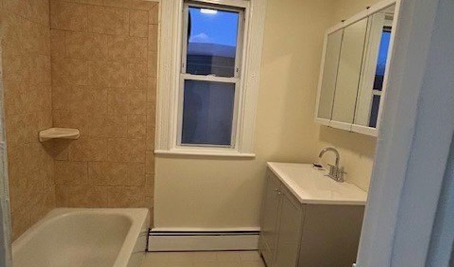 9 Priesing St 3, Boston, MA 02130 - 3 Beds, 1 Bath