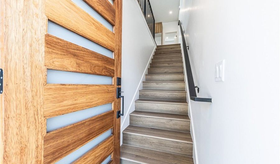 5506 Barton Ave, Hollywood, CA 90038 - 4 Beds, 4 Bath