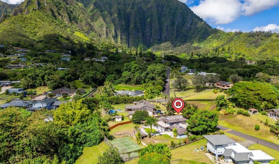 46-360 Hololio St, Kaneohe, HI 96744 - 4 Beds, 3 Bath