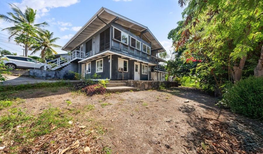 75-190 ALAKAI St, Kailua Kona, HI 96740 - 4 Beds, 5 Bath