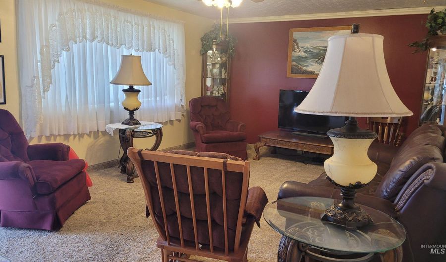 1635 Elba Ave, Burley, ID 83318 - 4 Beds, 3 Bath