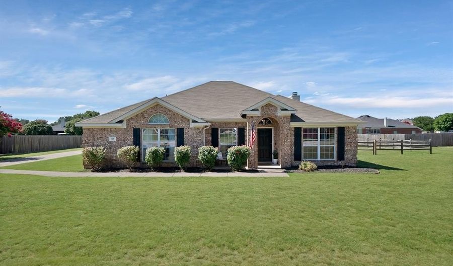 105 Langley Ct, Aledo, TX 76008 - 4 Beds, 2 Bath