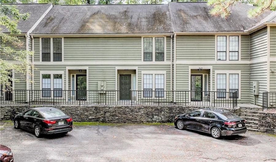 3018 Steeplechase, Alpharetta, GA 30004 - 2 Beds, 3 Bath