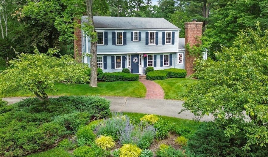 15 Thoreau Rd, Acton, MA 01720 - 4 Beds, 4 Bath