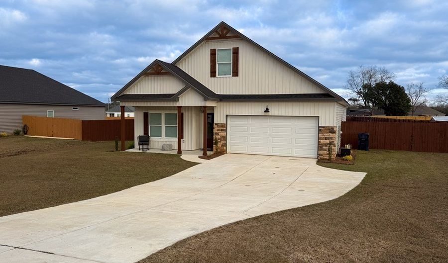 1983 Silcox Rd, Ashford, AL 36312 - 4 Beds, 2 Bath