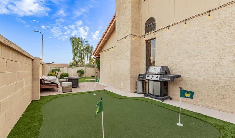 2555 N TAMARISK St, Chandler, AZ 85224 - 3 Beds, 2 Bath