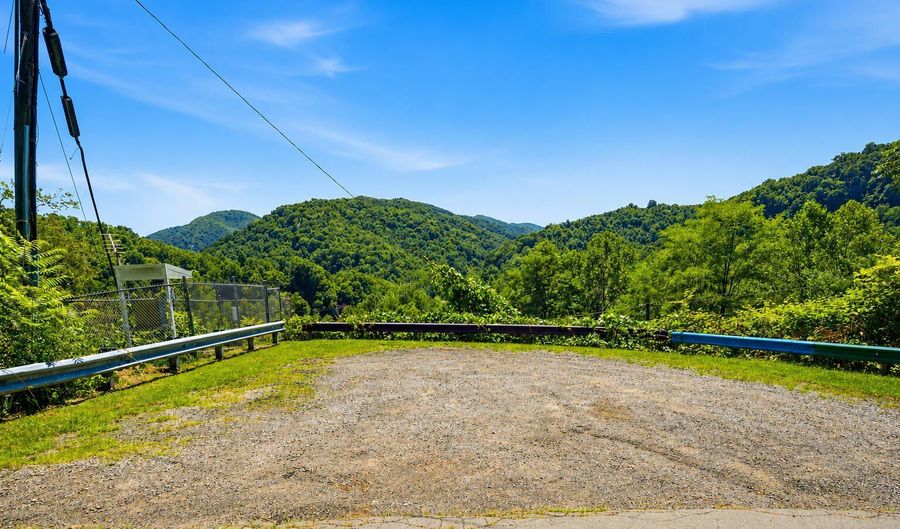 104 Ridge Ave, Appalachia, VA 24216 - 2 Beds, 1 Bath