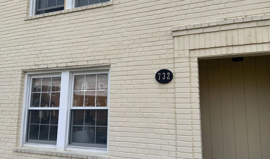 732 N OAKLAND St, Arlington, VA 22203 - 1 Beds, 1 Bath