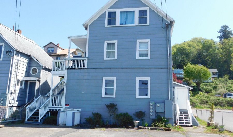 465 W MARINE Dr, Astoria, OR 97103 - 3 Beds, 6 Bath