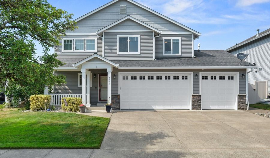 2308 NW 7TH St, Battle Ground, WA 98604 - 3 Beds, 3 Bath