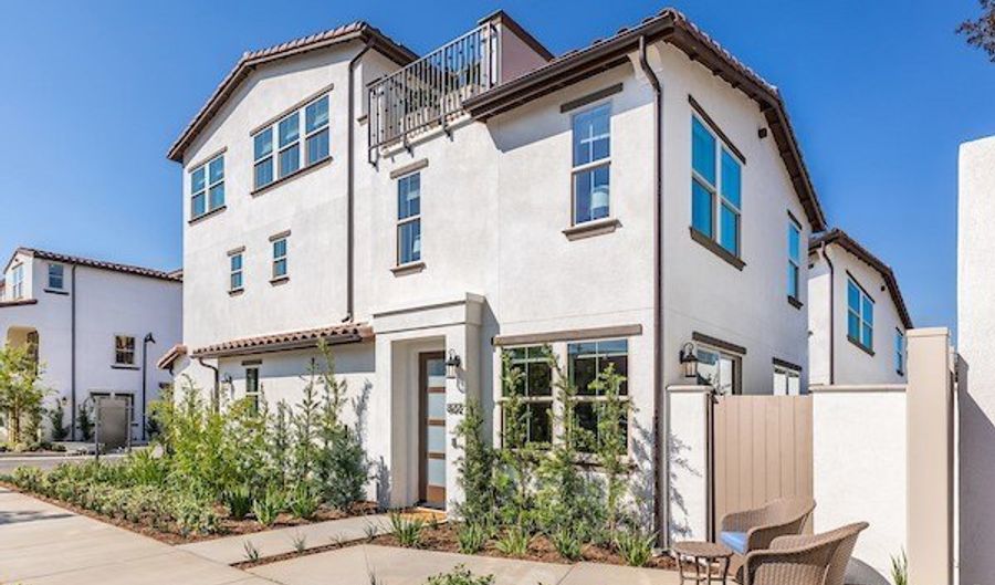 828 E Florista Ln, Alhambra, CA 91801 - 4 Beds, 4 Bath