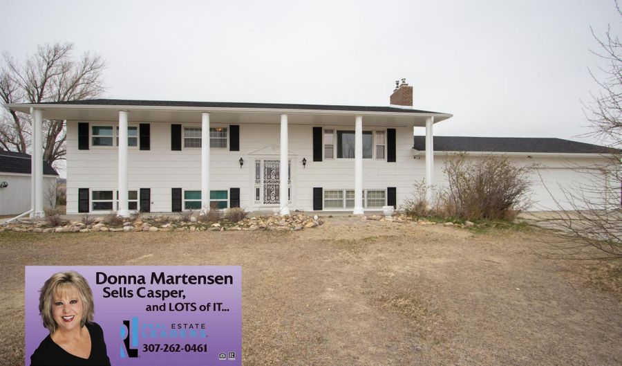 4474 Smokerise Rd, Casper, WY 82604 - 5 Beds, 3 Bath