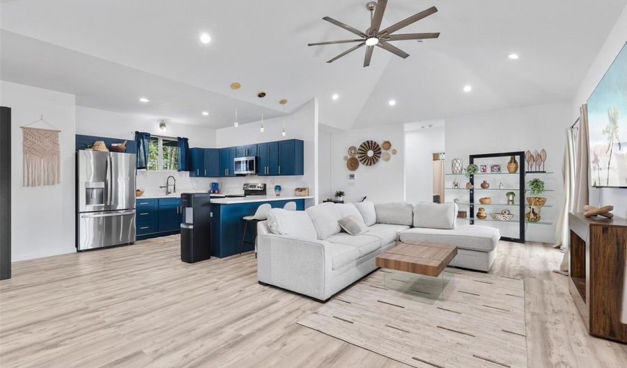 15-1430 19th Ave, Keaau, HI 96749 - 3 Beds, 2 Bath