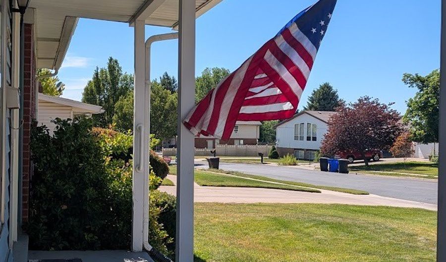 272 E 1400 N, Bountiful, UT 84010 - 5 Beds, 2 Bath