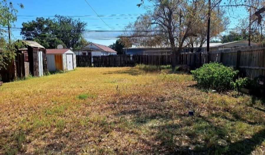 306 5th St, Andrews, TX 79714 - 1 Beds, 1 Bath