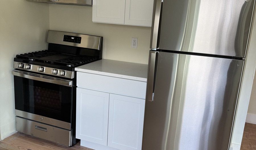 52 Pearl St #3, New Haven, CT 06511 - 3 Beds, 1 Bath