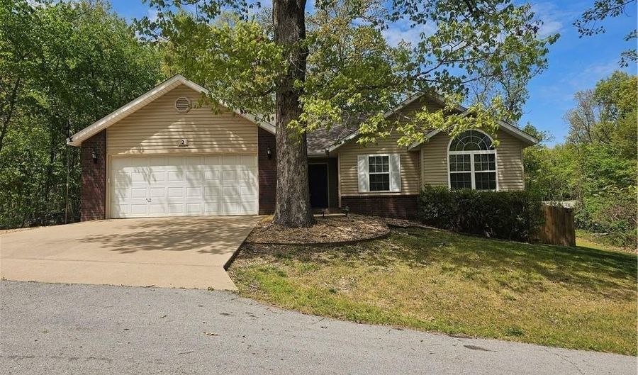 2 Sidebottom Cir, Bella Vista, AR 72714 - 3 Beds, 2 Bath