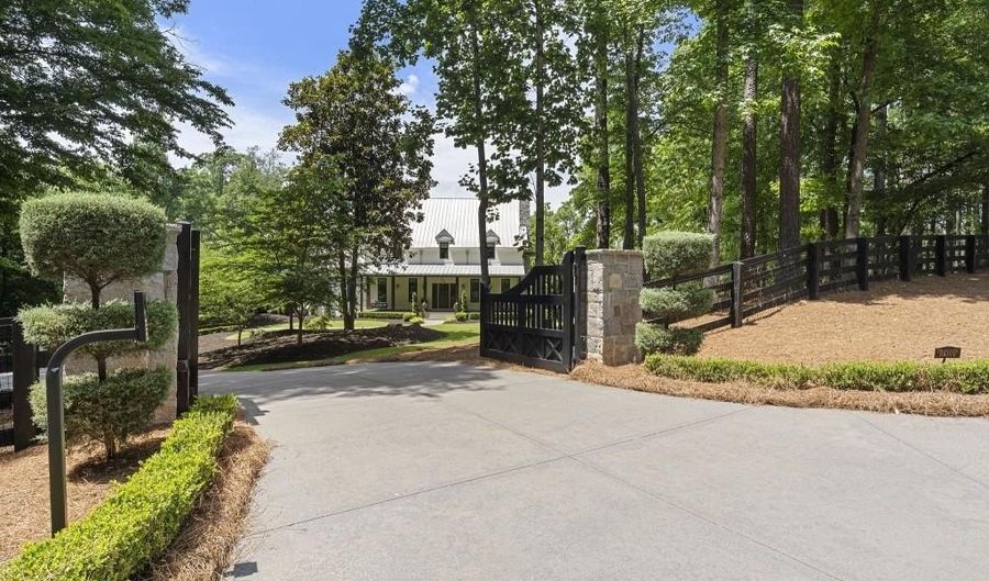 13365 Hopewell Rd, Alpharetta, GA 30004 - 6 Beds, 8 Bath