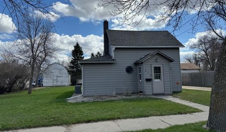 314 E 9th Ave, Webster, SD 57274 - 3 Beds, 1 Bath