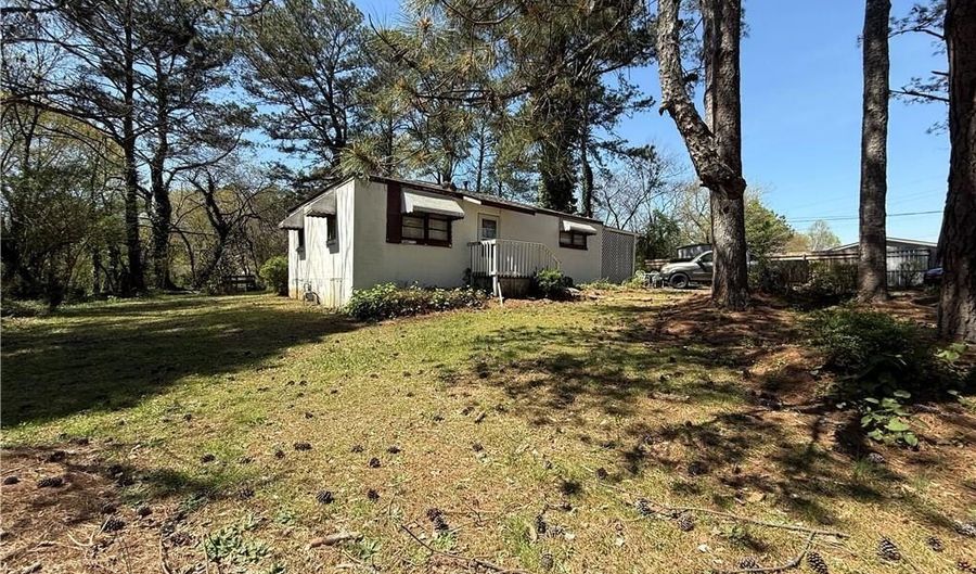 1960 Clark Dr, Tucker, GA 30084 - 2 Beds, 1 Bath