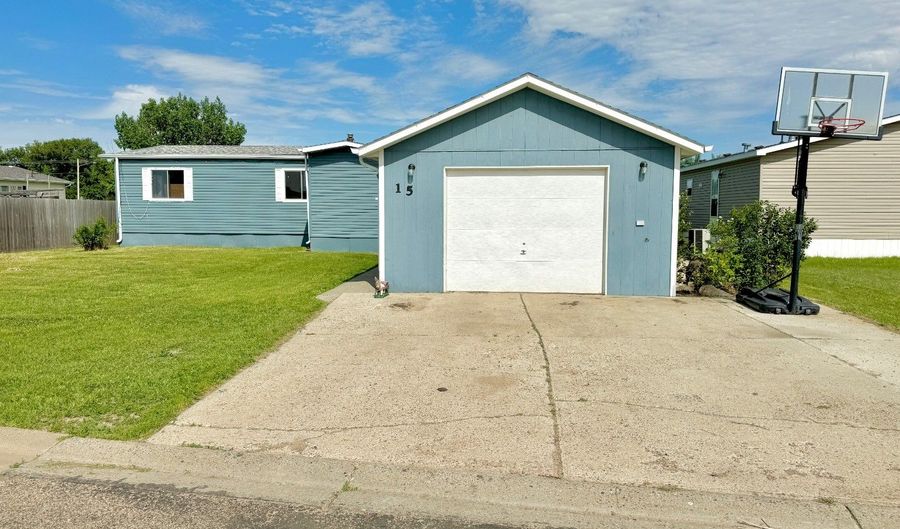 15 Estate Dr, Bowman, ND 58623 - 3 Beds, 2 Bath