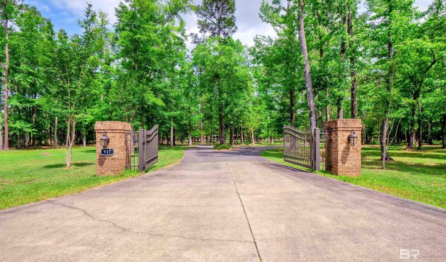917 Rockaway Creek Rd, Atmore, AL 36502 - 5 Beds, 5 Bath