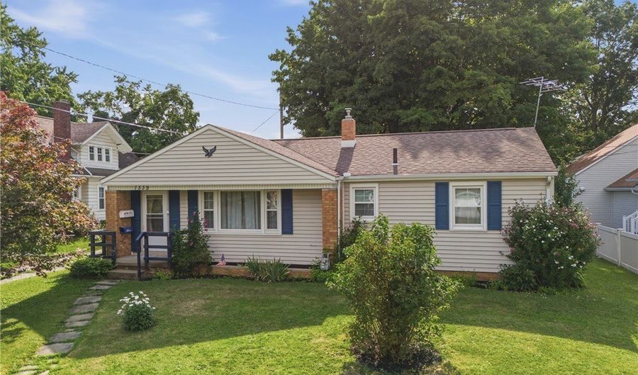 1539 Parkway Blvd, Alliance, OH 44601 - 2 Beds, 2 Bath