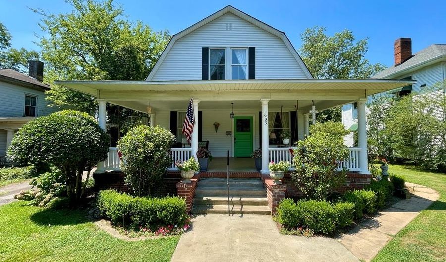603 N Main St, Abbeville, SC 29620 - 3 Beds, 3 Bath