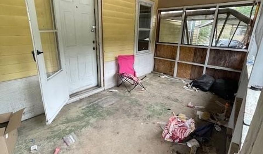 313 Cary Dr, Beech Island, SC 29842 - 4 Beds, 1 Bath